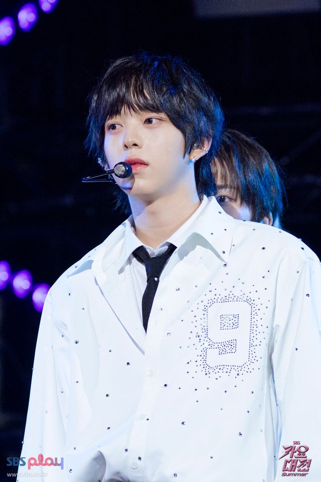 2025 SBS 가요대전 SUMMER,아홉(AHOF)