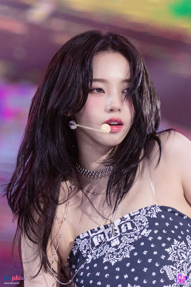 SBS 인기가요 에스파 카리나