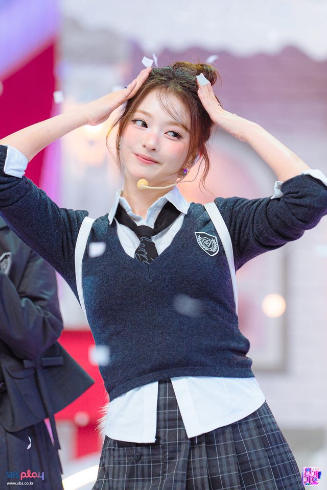 SBS 인기가요 프로미스나인 이나경