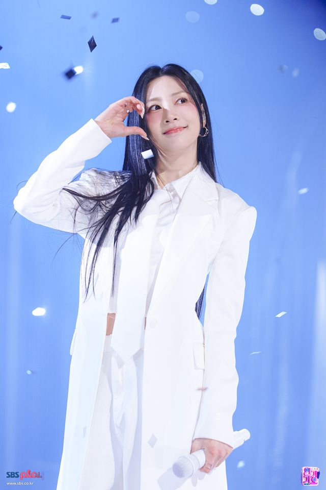 SBS PLAY, 인기가요 에이핑크(Apink)