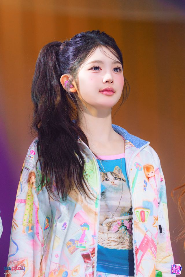 SBS 인기가요 하츠투하츠 에이나