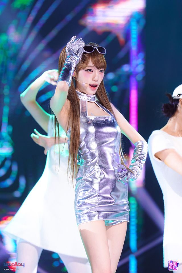 인기가요 최예나