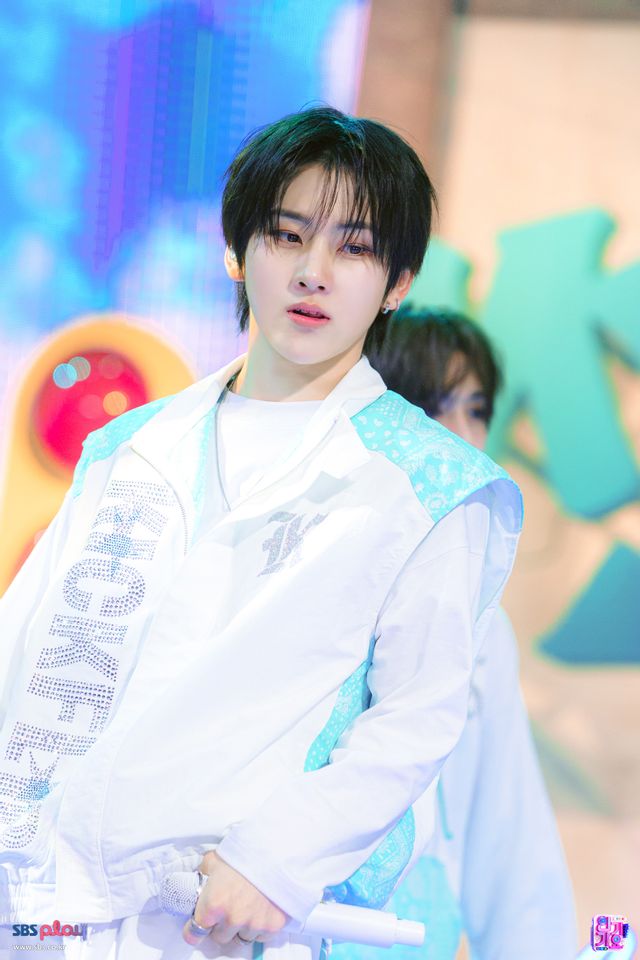 인기가요 킥플립