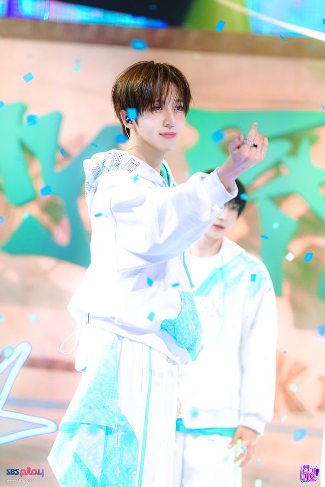 인기가요 킥플립